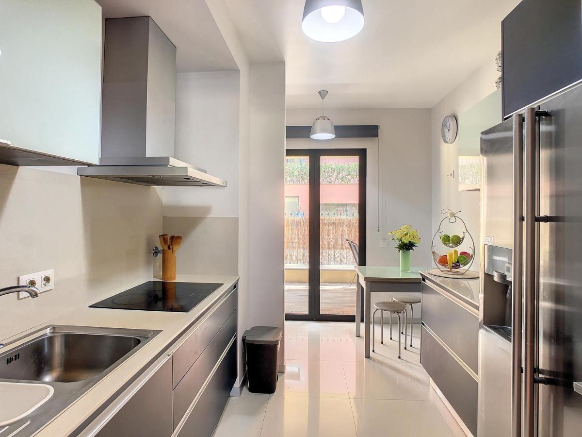 Samya Apartment By Lovelystay Φουνκάλ Εξωτερικό φωτογραφία