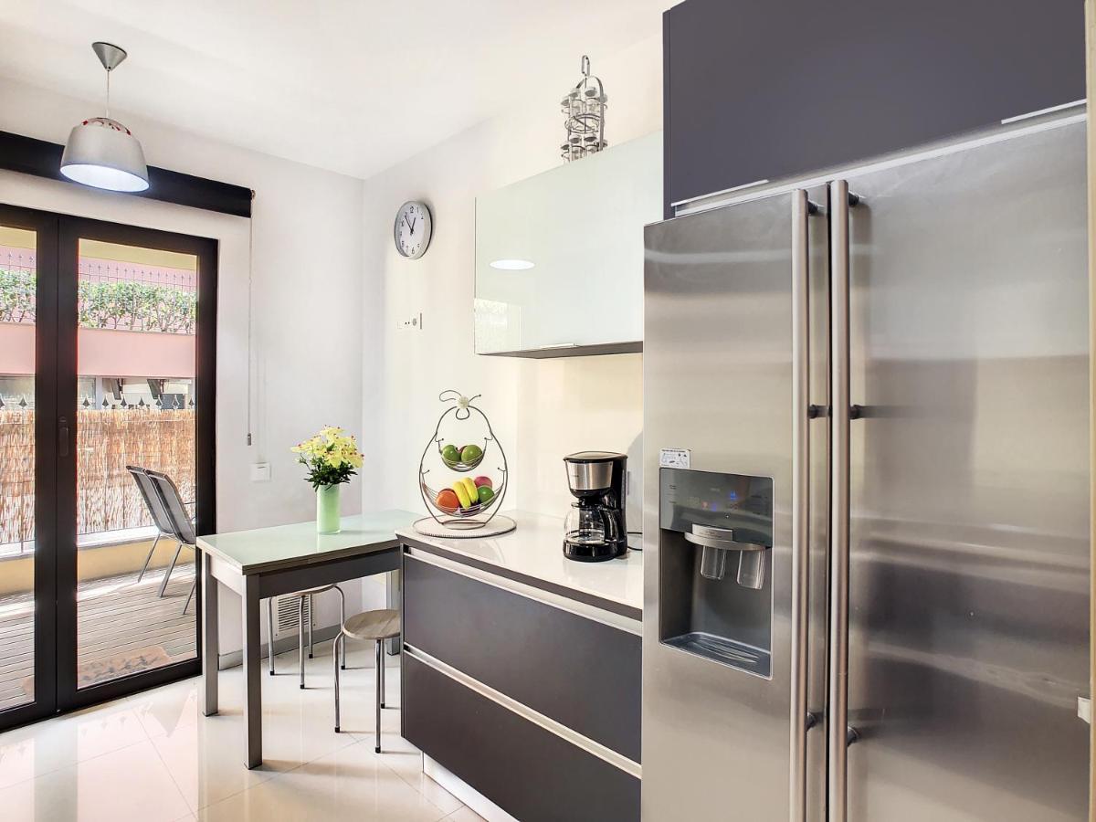 Samya Apartment By Lovelystay Φουνκάλ Εξωτερικό φωτογραφία